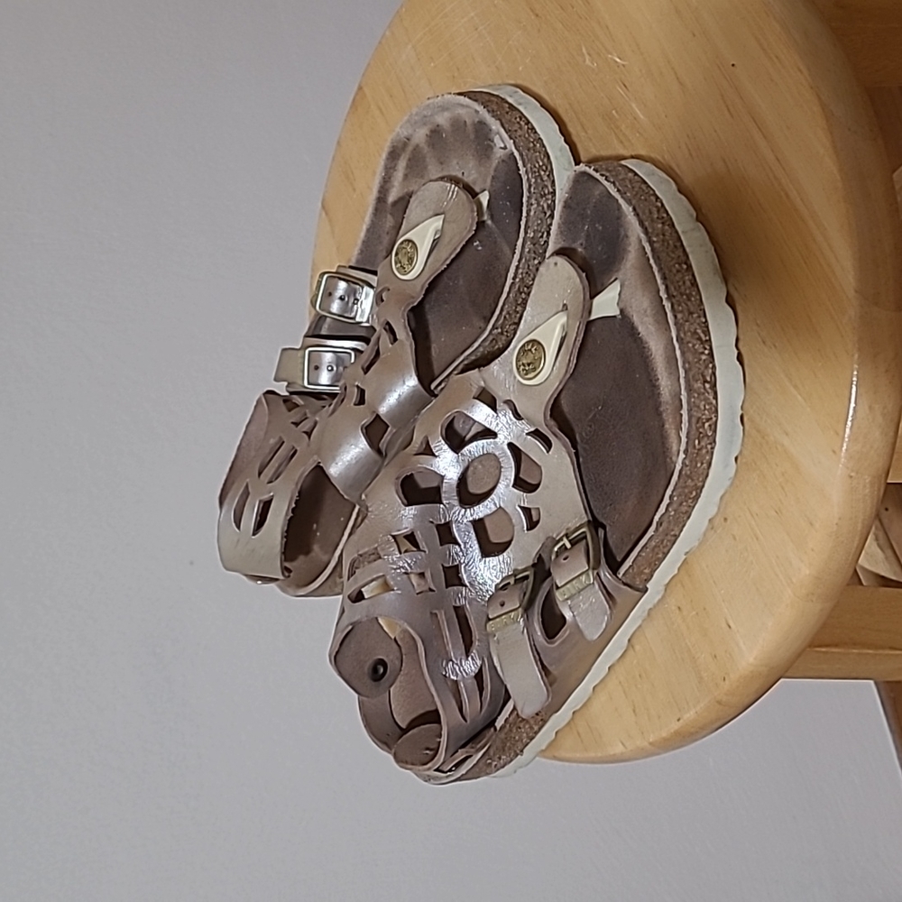 BIRKENSTOCK Sandals